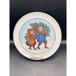 Avon Christmas Memories 1981 Plate Sharing Christmas Spirit 22k Gold Trim In Box